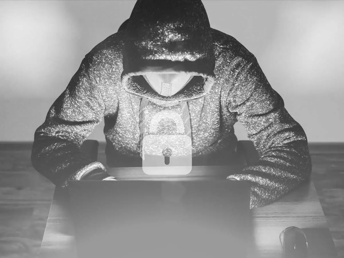 Hackers! White and Black! What are the differences?