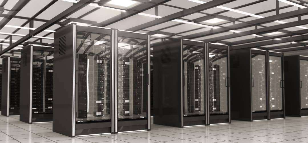 Mana Lebih Unggul, Data Center Lokal atau Global?